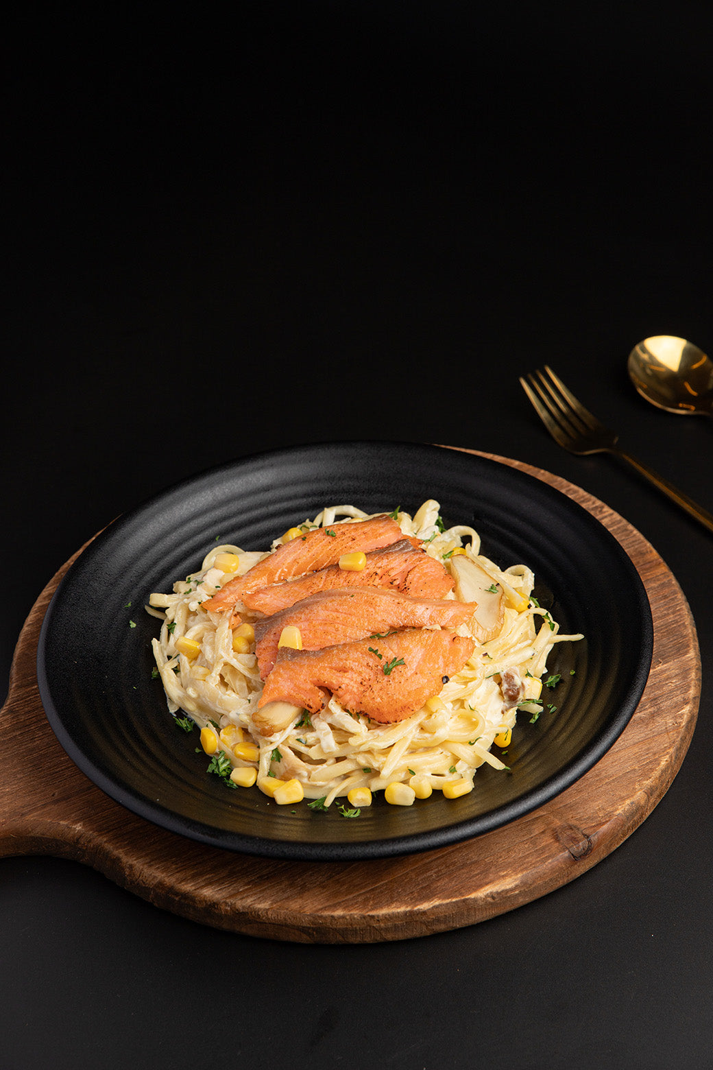 Salmon Cream Linguine