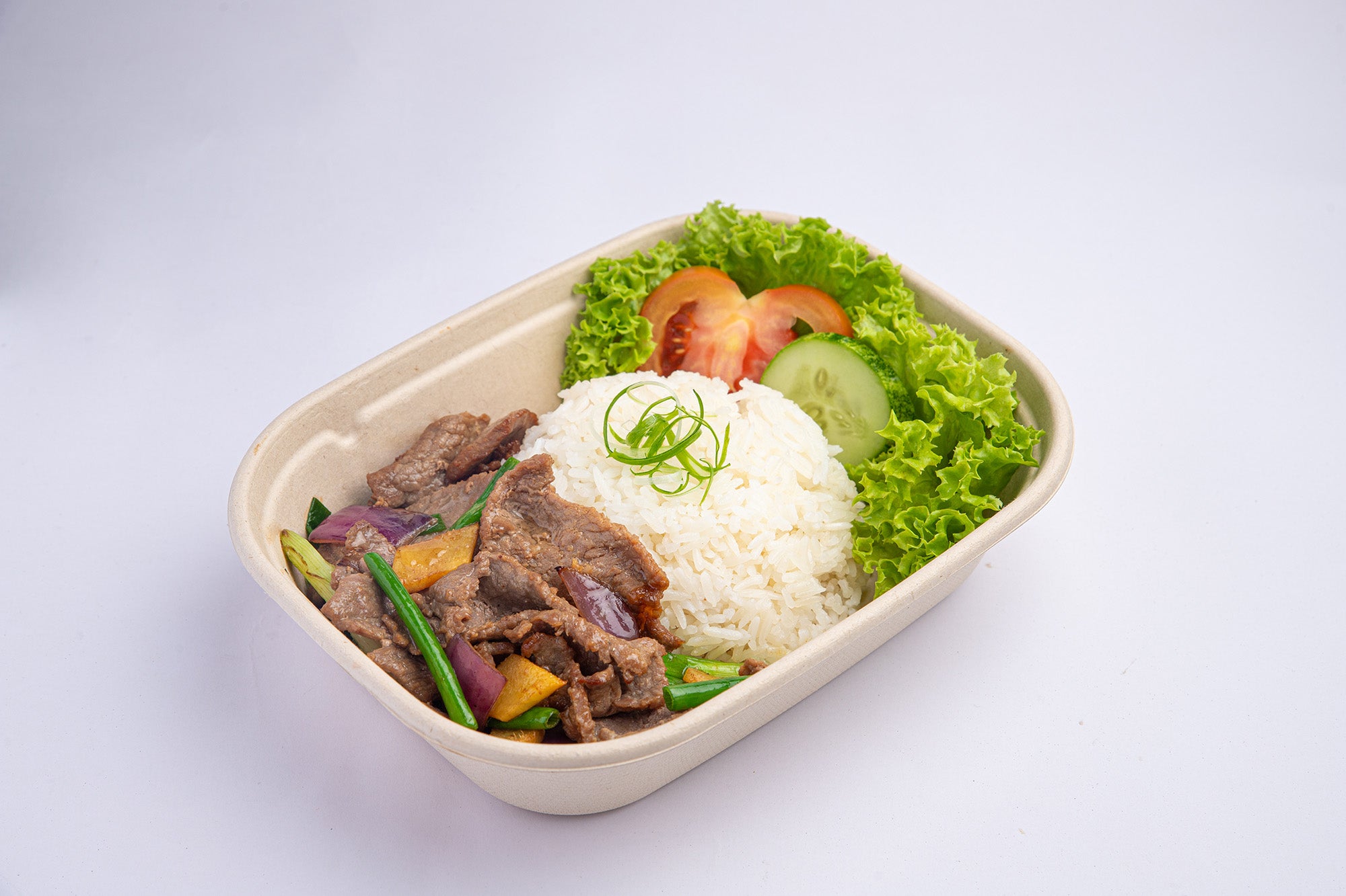 Stir-Fried Ginger and Onion Fish Rice Bowl
